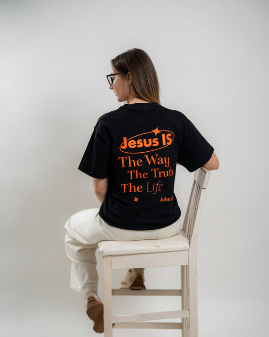 Jesus IS – Oversized T-shirt - Woman - Lord Inspired
