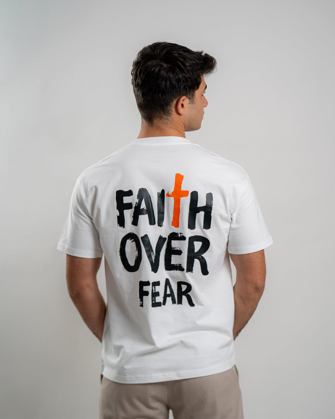 Faith Over Fear — ce înseamnă și de ce am pus acest mesaj pe tricouri - Lord Inspired