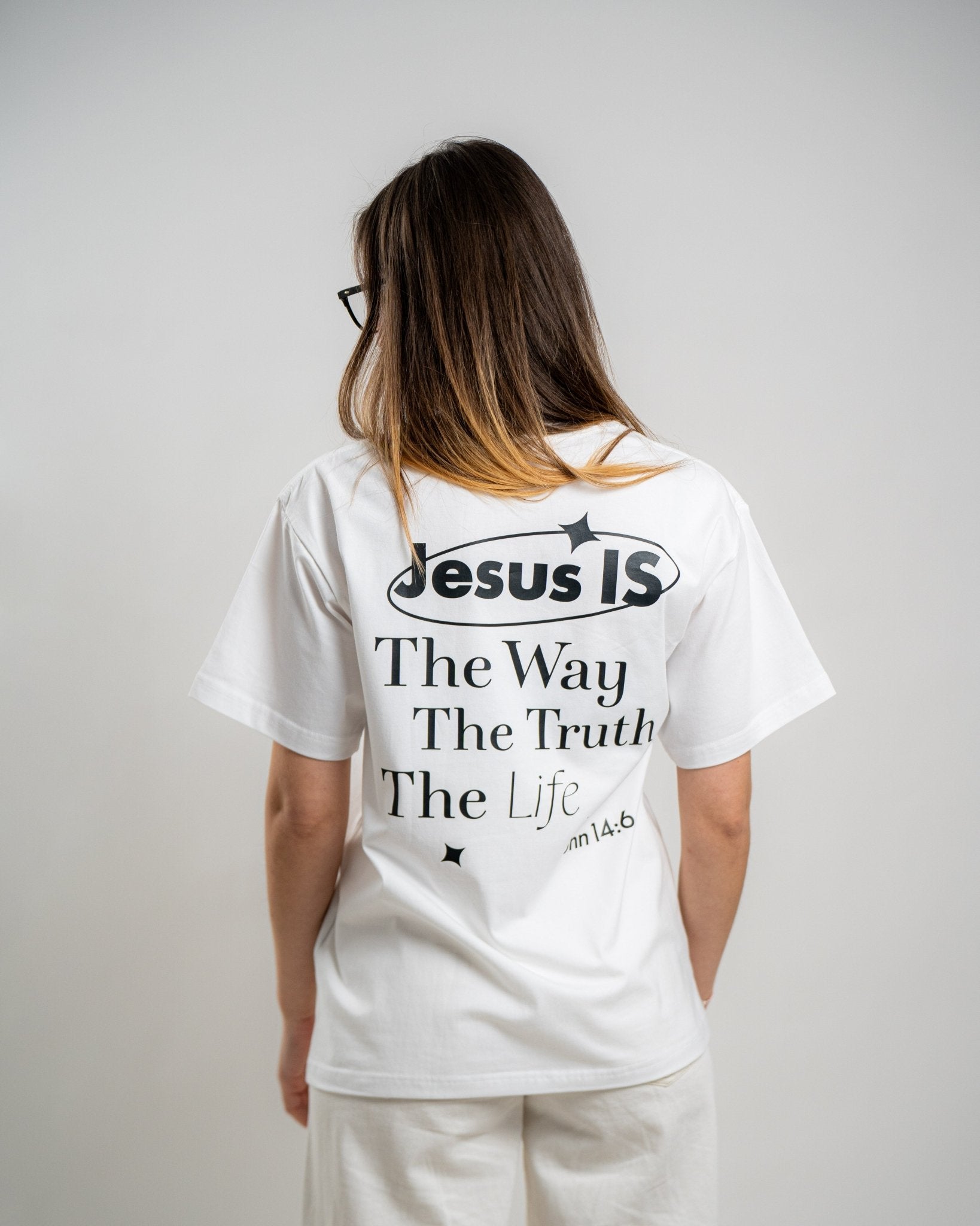 Jesus IS – Oversize - Lord Inspired