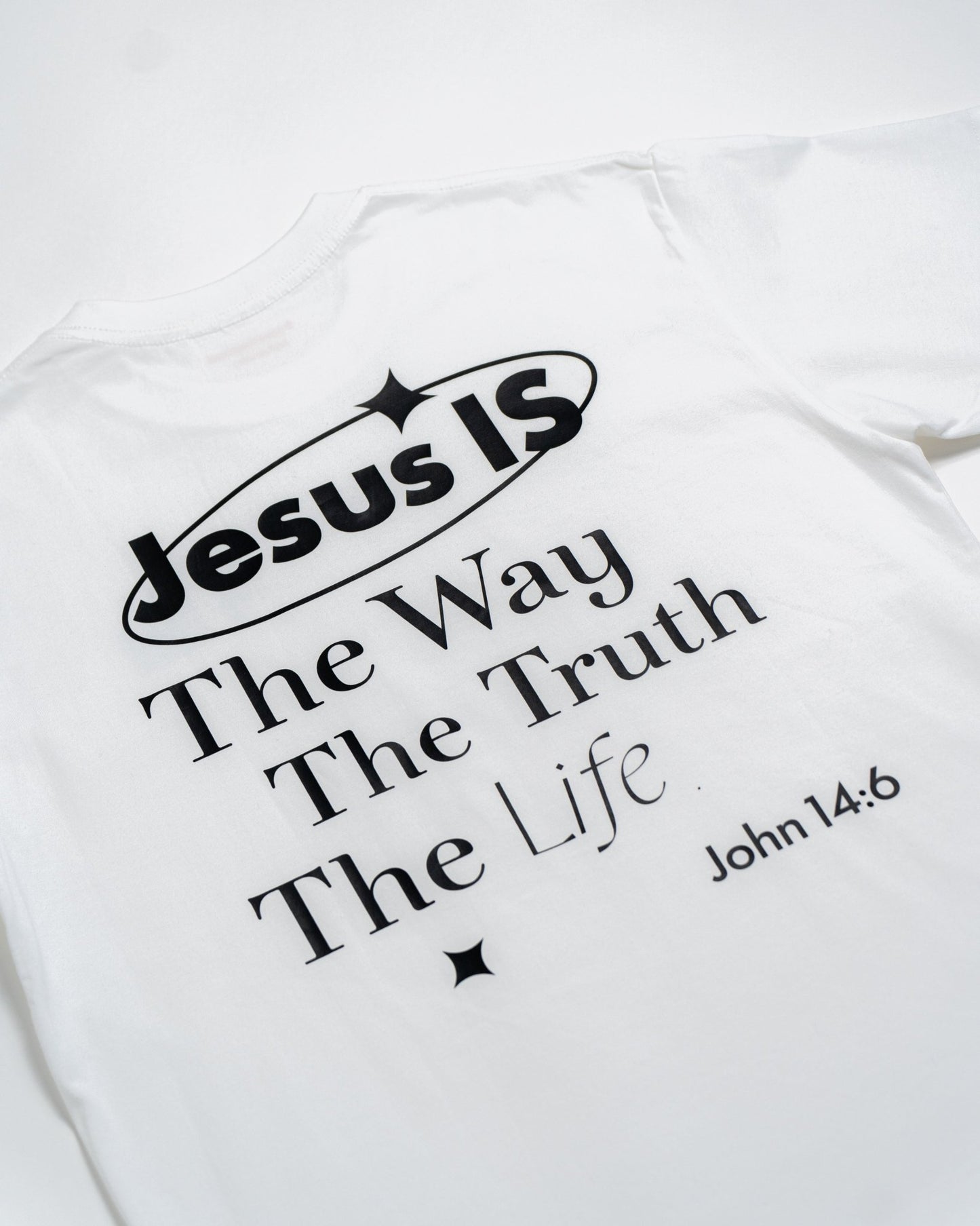 Jesus IS – Oversize - Lord Inspired